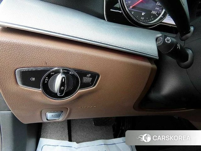 Mercedes-Benz E-Class W213 2020 Черный из Кореи, фото 2