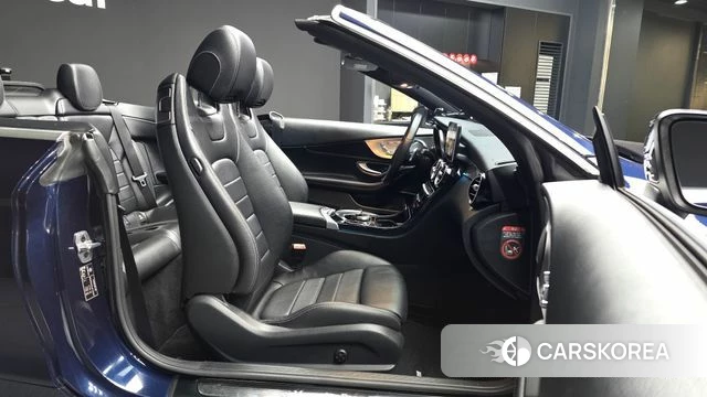 Mercedes-Benz C-Class W205 2018 Синий из Кореи, фото 2