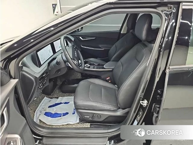 Kia EV6 2023 Черный из Кореи, фото 2