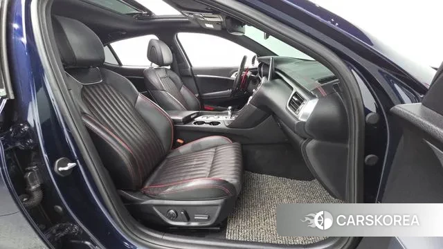 Genesis G70 2018 Синий из Кореи, фото 2