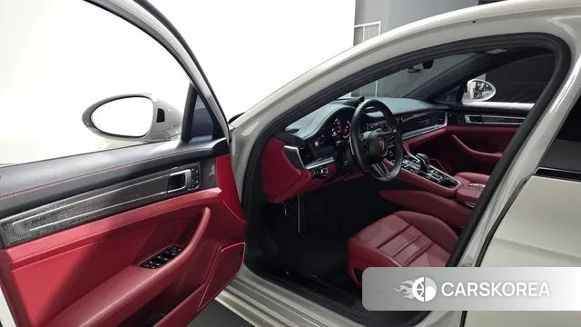 Porsche Panamera (971) 2023 Серебристо-серый из Кореи, фото 2