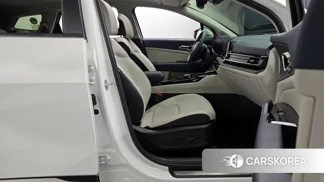 Kia Sportage 5th Generation 2022 Белый из Кореи, фото 2