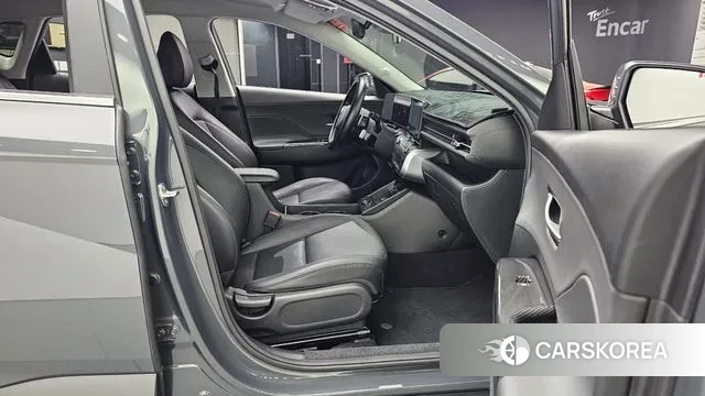 Hyundai Kona (SX2) 2024 Серый из Кореи, фото 2