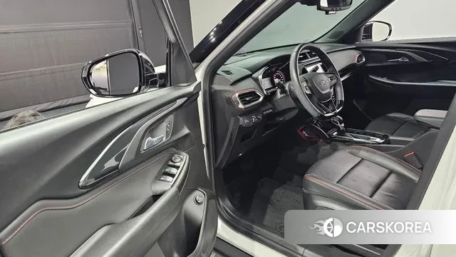 Chevrolet (GM Daewoo) Trailblazer 2021 Белый из Кореи, фото 2