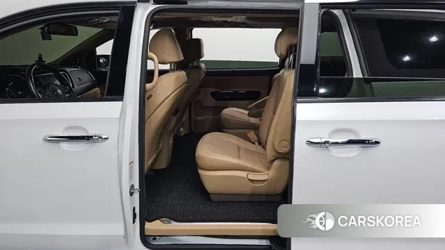 Kia All New Carnival 2018 Белый из Кореи, фото 2