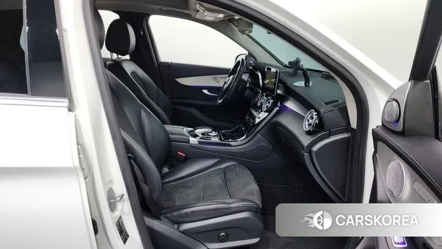 Mercedes-Benz GLC-Class X253 2019 Белый из Кореи, фото 2