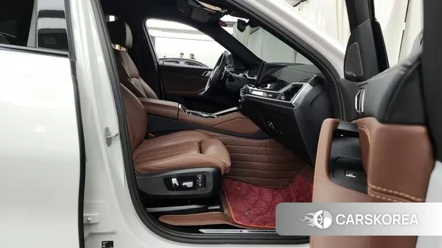 BMW X6 (G06) 2025 Белый из Кореи, фото 2