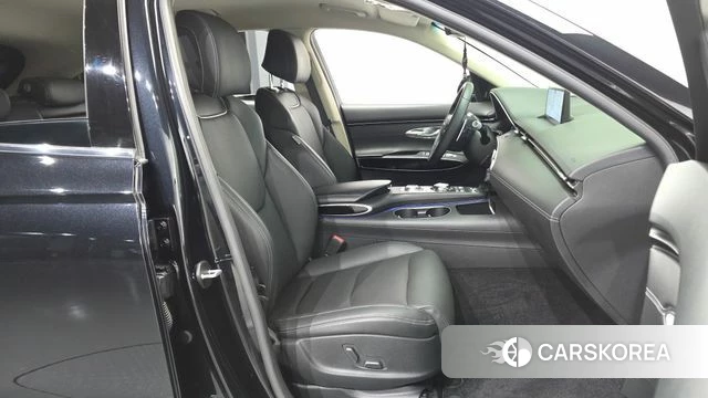 Genesis GV70 2021 Черный из Кореи, фото 2