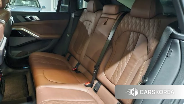 BMW X6 (G06) 2025 Белый из Кореи, фото 2