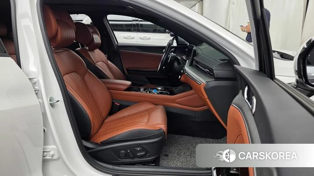 Kia The New K5 3rd generation 2024 Белый из Кореи, фото 2