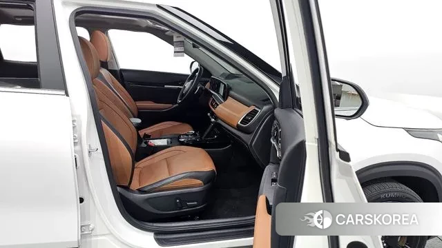 Kia The New Seltos 2023 Белый из Кореи, фото 2