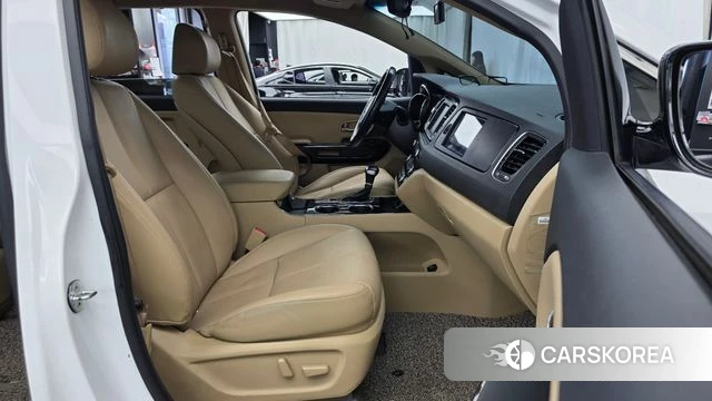 Kia The New Carnival 2018 Белый из Кореи, фото 2
