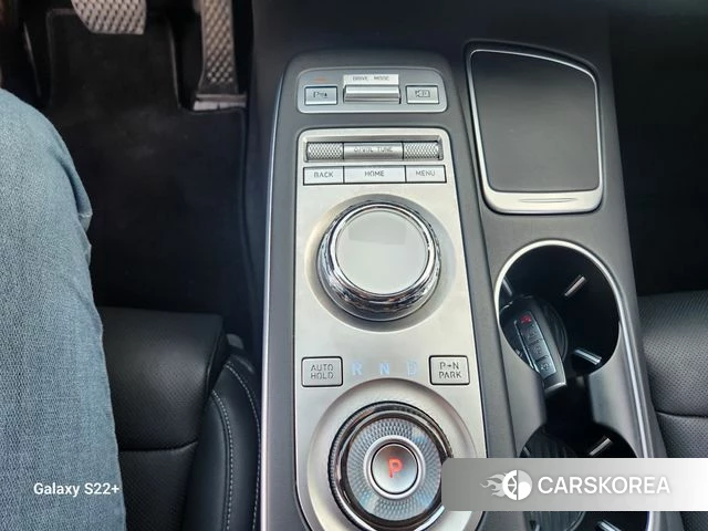 Genesis GV70 2021 Черный из Кореи, фото 2