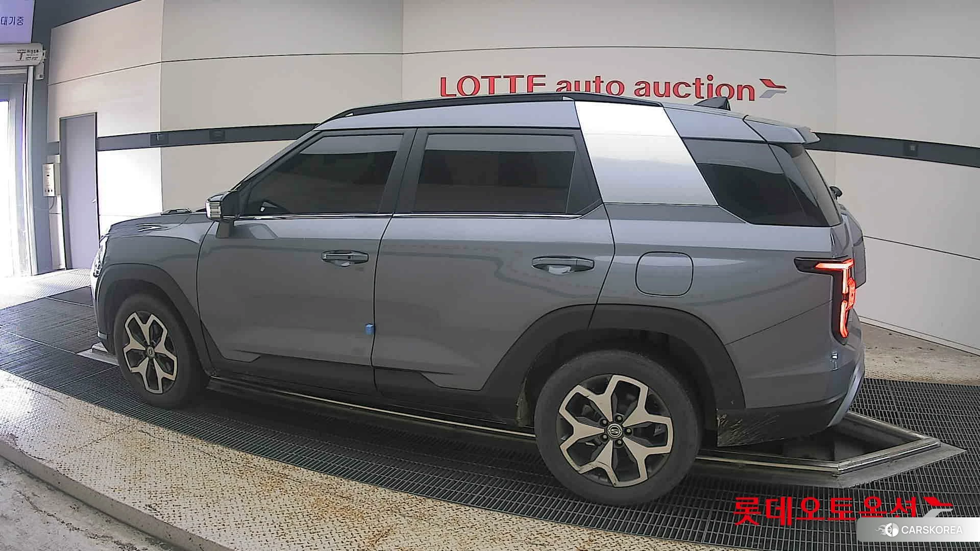 SsangYong Torres 2023 Platinum Gray из Кореи, фото 2