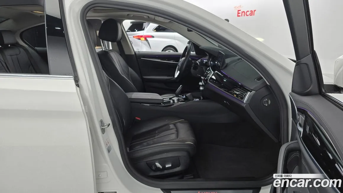 BMW 5 Series (G30) id 1903477 из Кореи 2