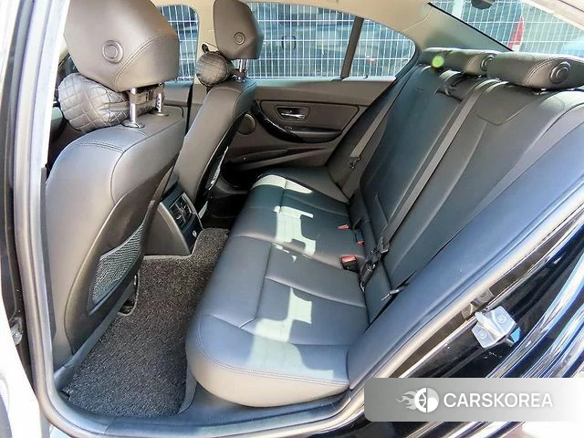 BMW 3 Series (F30) 2018 Черный из Кореи, фото 2
