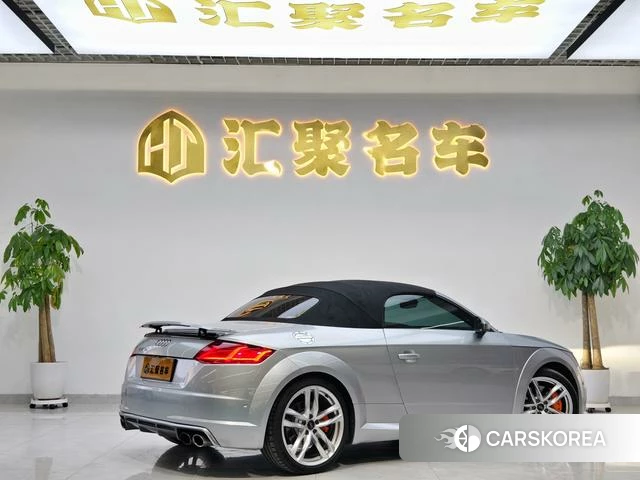 Audi TTS 2019 Серебристо-серый из Китая, фото 2