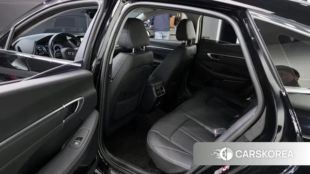 Hyundai Sonata Hybrid (DN8) 2023 Черный из Кореи, фото 2