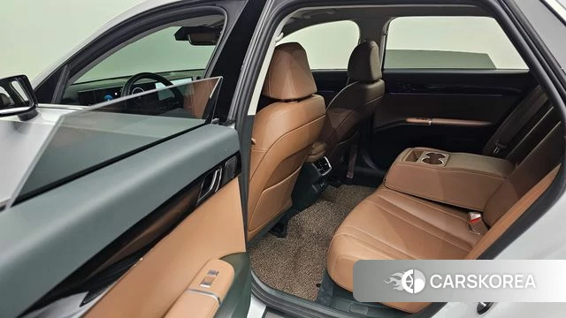 Hyundai Grandeur (GN7) 2024 Белый из Кореи, фото 2