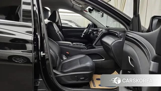 Hyundai The New Tucson (NX4) 2021 Черный из Кореи, фото 2