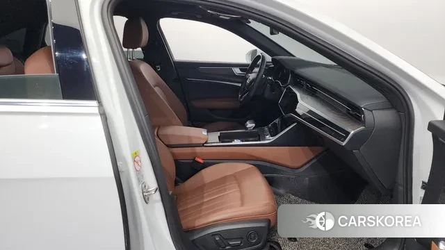 Audi A6 (C8) 2020 Белый из Кореи, фото 2