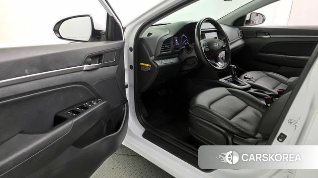 Hyundai The New Avante AD 2019 Белый из Кореи, фото 2