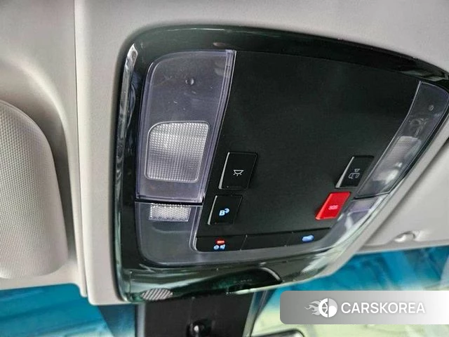 Hyundai Staria 2025 Белый из Кореи, фото 2