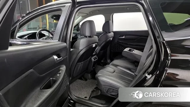 Hyundai The New Santa Fe 2021 Черный из Кореи, фото 2