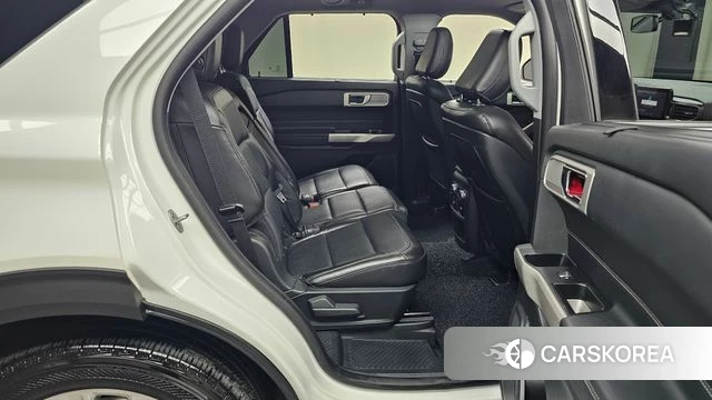 Ford Explorer 6th Generation 2020 Белый из Кореи, фото 2