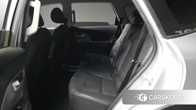 Kia Niro Plus 2022 Серебряный из Кореи, фото 2
