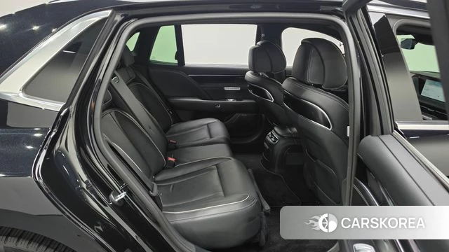 Genesis G90 (RS4) 2022 Черный из Кореи, фото 2