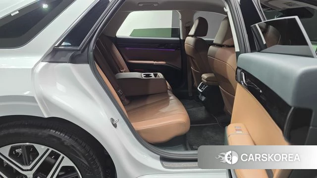 Hyundai Grandeur Hybrid (GN7) 2023 Белый из Кореи, фото 2