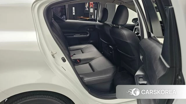 Toyota Prius C 2019 Белый из Кореи, фото 2
