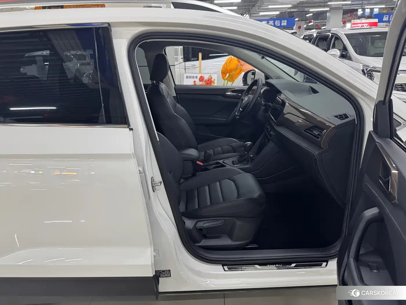 Volkswagen Tharu 2022 Белый из Китая, фото 2