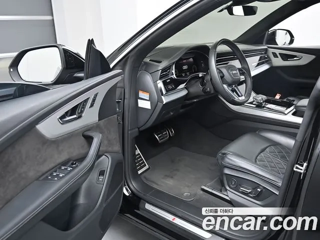 Audi Q8 (4M) 2022 Черный из Кореи, фото 2
