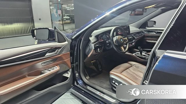 BMW 6 Series GT (G32) 2021 Черный из Кореи, фото 2