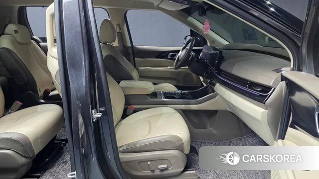 Kia The New Carnival 4th Generation 2024 Серый из Кореи, фото 2