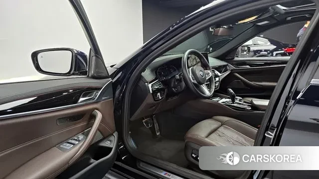 BMW 5 Series (G30) 2021 Синий из Кореи, фото 2