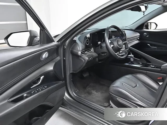 Hyundai Avante Hybrid (CN7) 2022 Серый из Кореи, фото 2