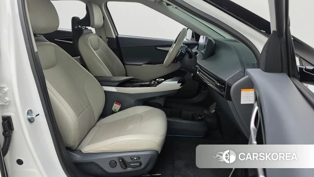 Kia EV6 2023 Белый из Кореи, фото 2