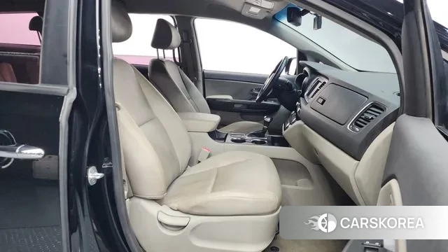 Kia The New Carnival 2018 Черный из Кореи, фото 2