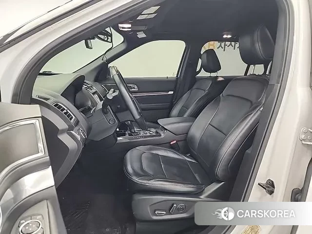 Ford Explorer 2018 Белый из Кореи, фото 2