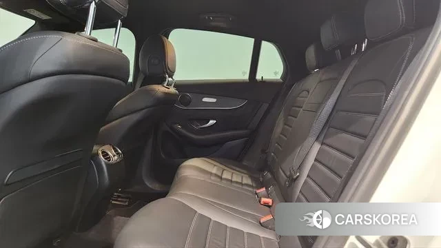 Mercedes-Benz GLC-Class X253 2023 Белый из Кореи, фото 2