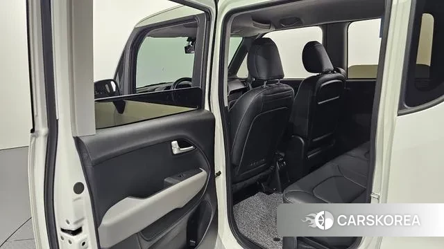 Kia The New Kia Ray 2023 Белый из Кореи, фото 2