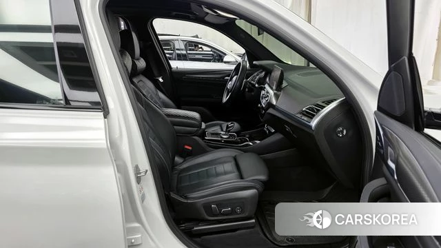 BMW X3 (G01) 2024 Белый из Кореи, фото 2