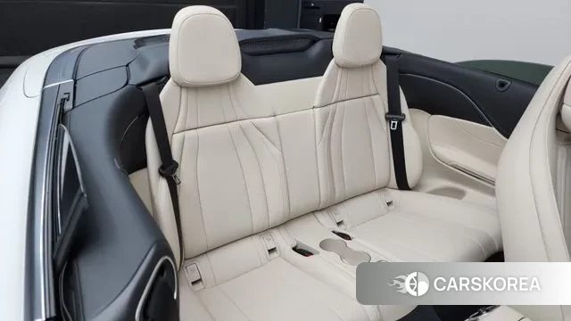 Mercedes-Benz CLE-Class C236 2024 Белый из Кореи, фото 2