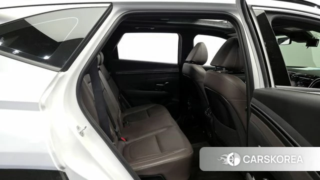 Hyundai Tucson Hybrid (NX4) 2021 Белый из Кореи, фото 2