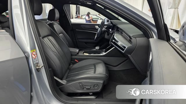 Audi A6 (C8) 2020 Серебряный из Кореи, фото 2