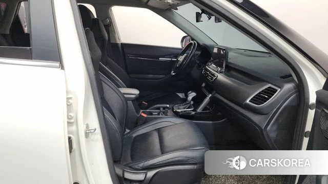 Kia Seltos 2020 Белый из Кореи, фото 2