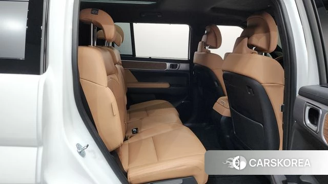 Hyundai Santa Fe (MX5) 2024 Белый из Кореи, фото 2